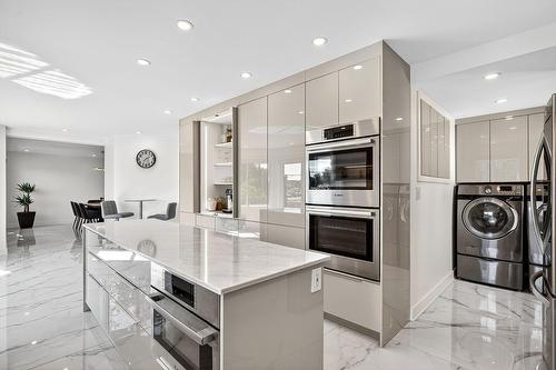 Kitchen - 1623 Rue Michel-Gamelin, Laval (Vimont), QC - Indoor Photo Showing Kitchen