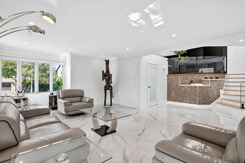 Living room - 1623 Rue Michel-Gamelin, Laval (Vimont), QC - Indoor Photo Showing Living Room