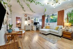 2-2044 Rue des Carrières  Montréal (Rosemont/La Petite-Patrie), QC H2G 1W8