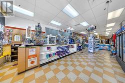 8 - 2650 LAWRENCE AVENUE E  Toronto, ON M1P 2S1