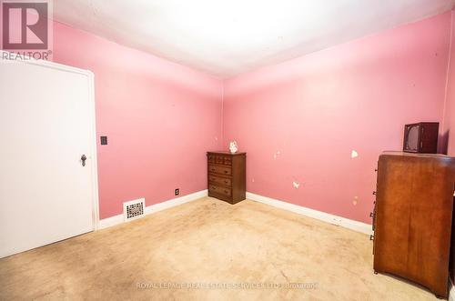 48 Minnewawa Road, Mississauga, ON - Indoor