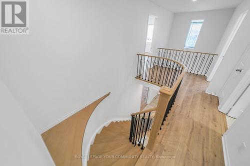391 Hickling Trail, Barrie, ON - Indoor Photo Showing Other Room