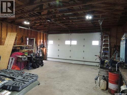 Boehmer Acreage, Coalfields Rm No. 4, SK - Indoor Photo Showing Garage