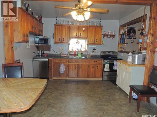 Boehmer Acreage, Coalfields Rm No. 4, SK - Indoor Photo Showing Kitchen