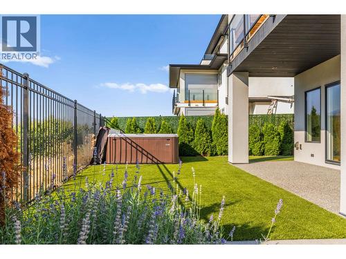 465 Swan Drive, Kelowna, BC - Outdoor
