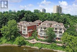 130E - 250 FOUNTAIN PLACE  Ottawa, ON K1N 9N7