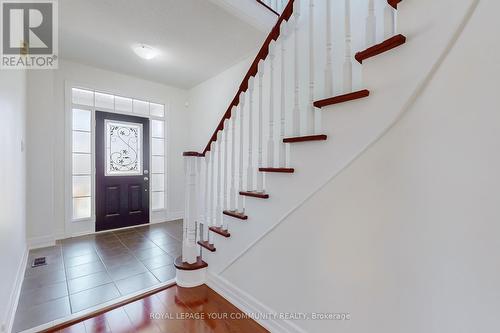 28 Fred Mason Street, Georgina, ON - Indoor Photo Showing Other Room