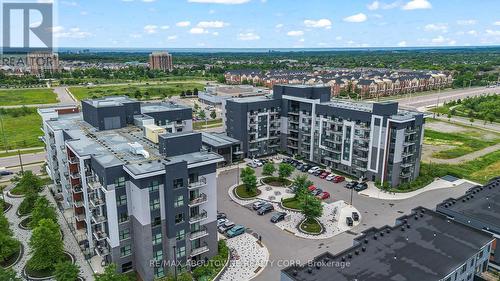 121 - 102 GROVEWOOD COMMON  Oakville, ON L6H 0X2