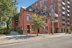 1224 Rue Ottawa  Montréal (Le Sud-Ouest), QC H3C 3S2