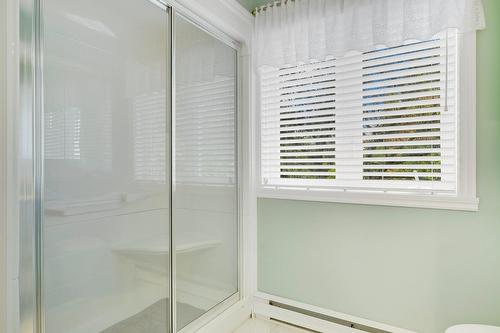 Bathroom - 81 Rue Dominyck, Sainte-Agathe-Des-Monts, QC - Indoor Photo Showing Bathroom