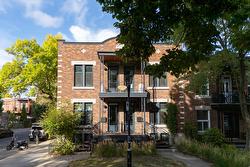 8377  - 8379 Rue Foucher  Montréal (Villeray/Saint-Michel/Parc-Extension), QC H2P 2B9