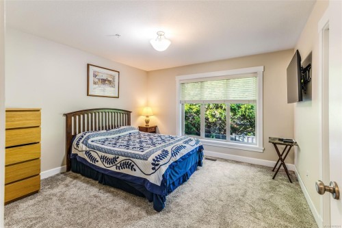 3026 Waterstone Way, Nanaimo, BC - Indoor Photo Showing Bedroom
