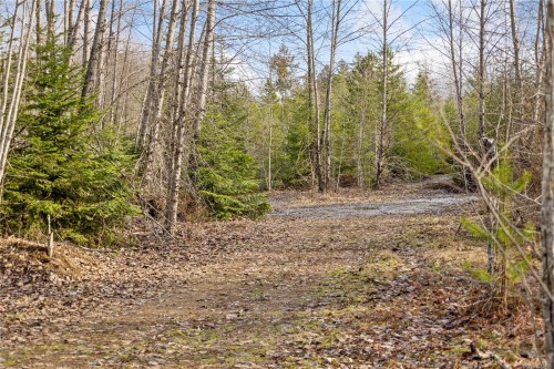 2745 Shaver Rd, Coombs, BC 