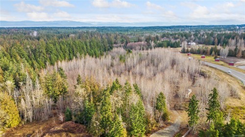 2745 Shaver Rd, Coombs, BC 