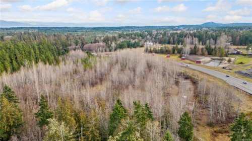 2745 Shaver Rd, Coombs, BC 