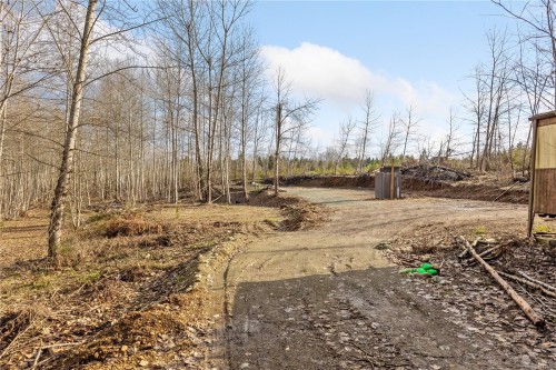 2745 Shaver Rd, Coombs, BC 