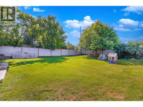 901 5A Street S, Cranbrook, BC - Outdoor With Backyard