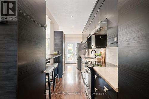 14 Thomas Drive, Collingwood, ON - Indoor Photo Showing Kitchen