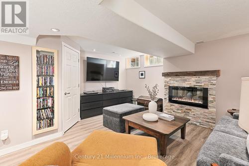 14 Thomas Drive, Collingwood, ON - Indoor Photo Showing Living Room With Fireplace
