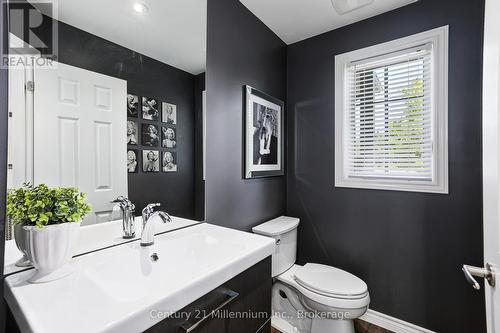 14 Thomas Drive, Collingwood, ON - Indoor Photo Showing Bathroom