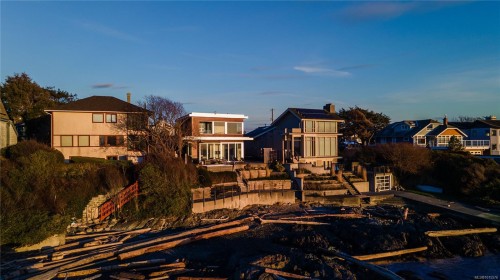 2086 Marne St, Oak Bay, BC 