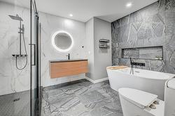 Salle de bains attenante à la CCP - 