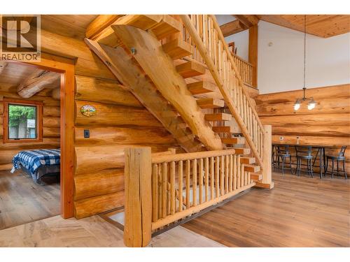 800 Highway 22, Rossland, BC - Indoor Photo Showing Other Room