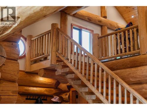 800 Highway 22, Rossland, BC - Indoor Photo Showing Other Room