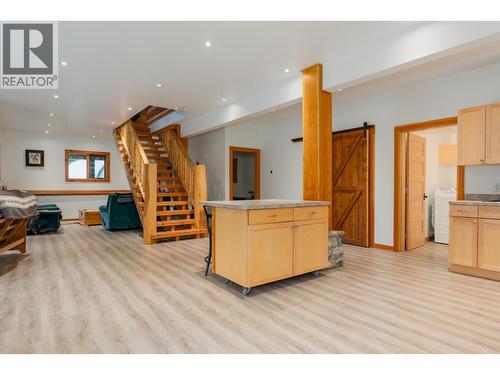 800 Highway 22, Rossland, BC - Indoor