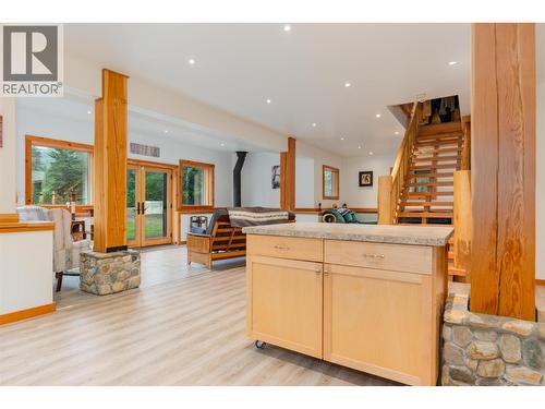 800 Highway 22, Rossland, BC - Indoor