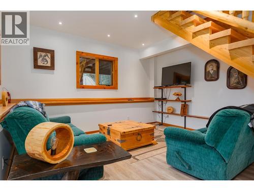 800 Highway 22, Rossland, BC - Indoor