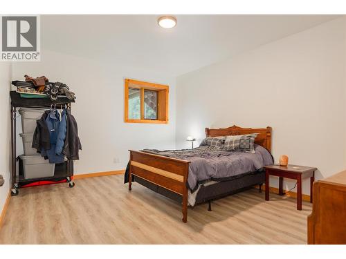 800 Highway 22, Rossland, BC - Indoor Photo Showing Bedroom