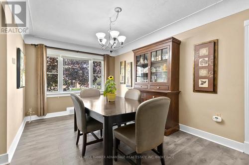 Formal dining room. - 302 Main Street E, Grimsby (Grimsby East), ON - Indoor Photo Showing Dining Room