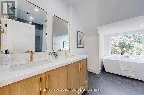 51 Withrow Avenue, Toronto, ON - Indoor Photo Showing Bathroom