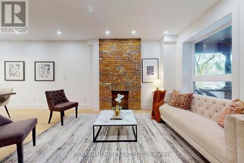 51 Withrow Avenue, Toronto, ON - Indoor