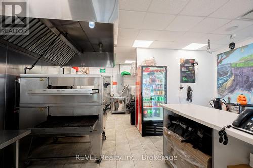 5687 Stanley Avenue, Niagara Falls (Hospital), ON 