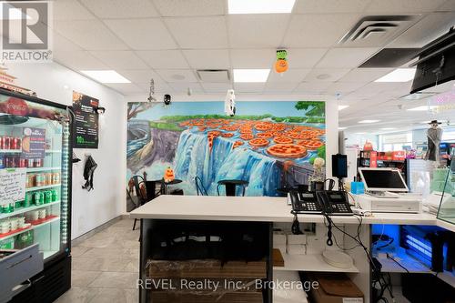 5687 Stanley Avenue, Niagara Falls (Hospital), ON 