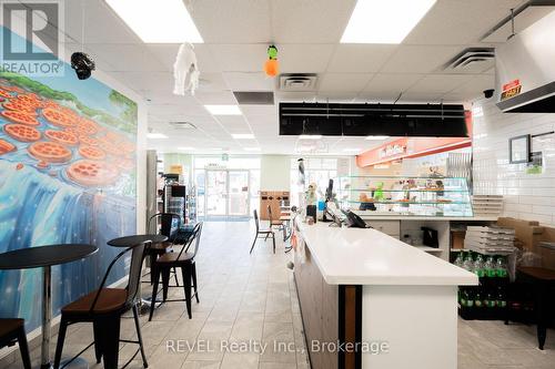 5687 Stanley Avenue, Niagara Falls (Hospital), ON 