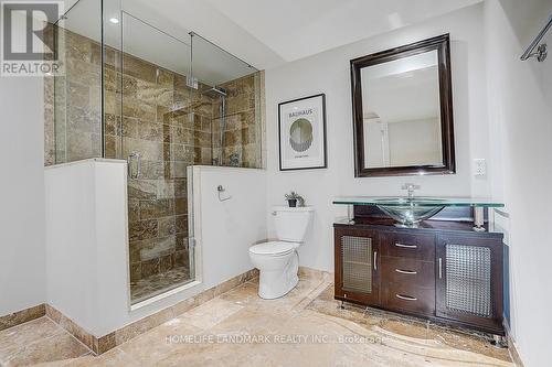 92 Montgomery Avenue, Whitby, ON - Indoor Photo Showing Bathroom