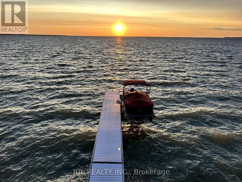 25220 Maple Beach Road, Brock, ON 