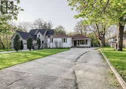 LOWER - 126 WELDRICK RD ROAD W  Richmond Hill, ON L4C 3V1