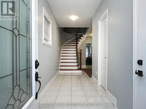 6136 Ford Road, Mississauga, ON - Indoor Photo Showing Other Room