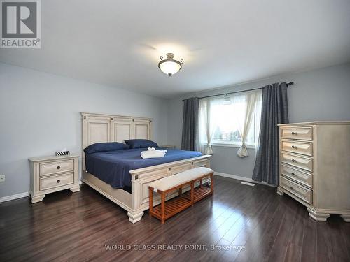 6136 Ford Road, Mississauga, ON - Indoor Photo Showing Bedroom