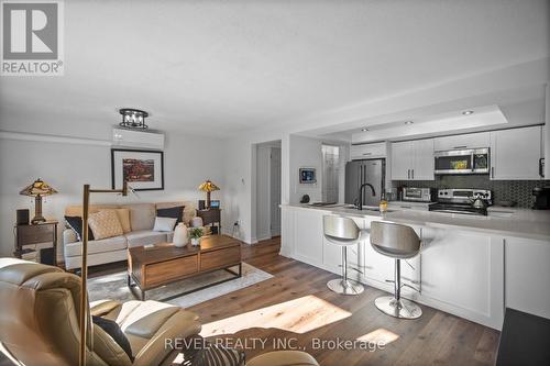 3 - 2058 Brant Street, Burlington, ON - Indoor