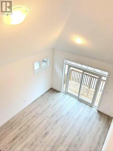 92 Lyall Stokes Circle, East Gwillimbury, ON - Indoor Photo Showing Other Room