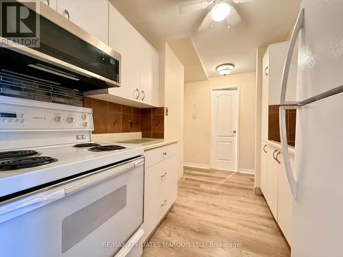 302 - 308 Second Street E, Cornwall, ON - Indoor Photo Showing Kitchen