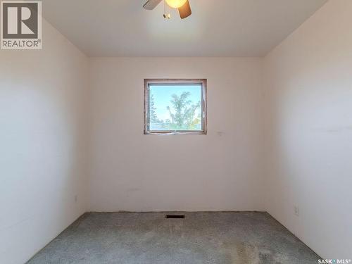 90 2Nd Street, Osler, SK - Indoor Photo Showing Other Room