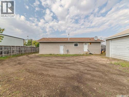 90 2Nd Street, Osler, SK - Outdoor