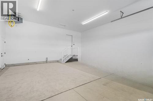 32 350 Cartwright Street, Saskatoon, SK - Indoor