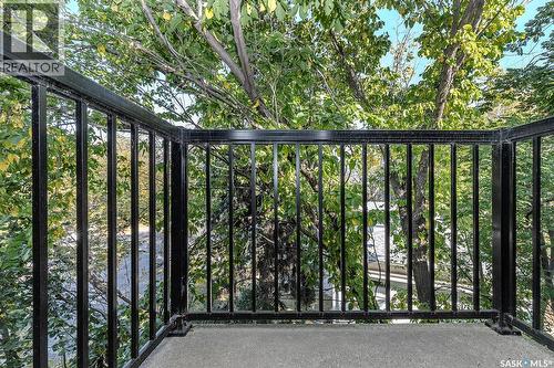 1001 Osler Street, Saskatoon, SK - Outdoor